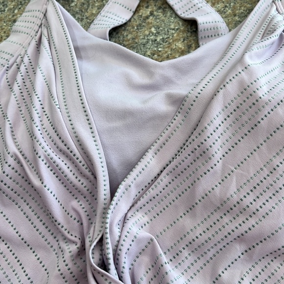 PrAna tank size extra small-sold as is - Picture 5 of 10
